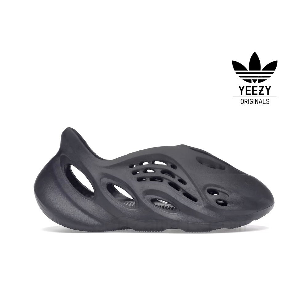 (image for) In Saldi adidas Yeezy Foam RNR Onyx F08161031-01012